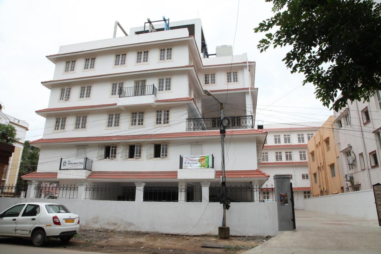 Malayalee Club Hotel Chennai Bagian luar foto